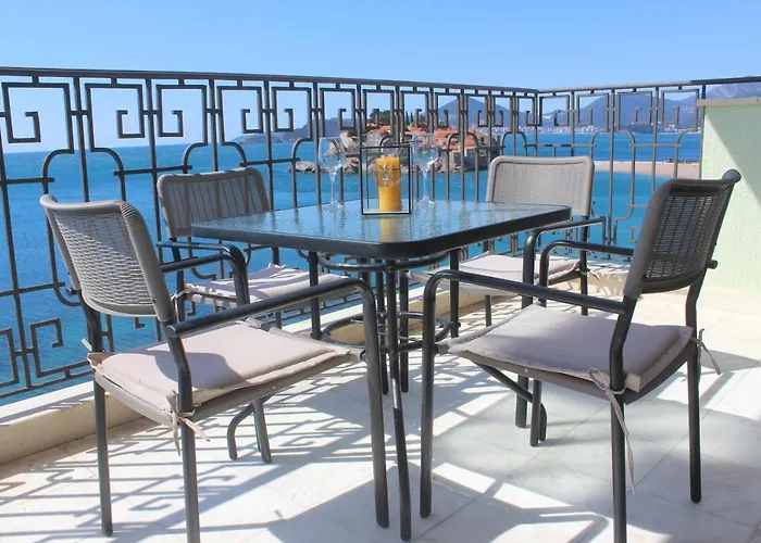 Sveti Stefan Beach Apartment